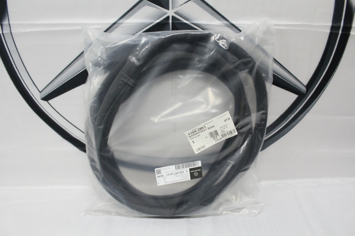 Genuine Mercedes-Benz W205 C-Class Saloon Front Door Body Seal  