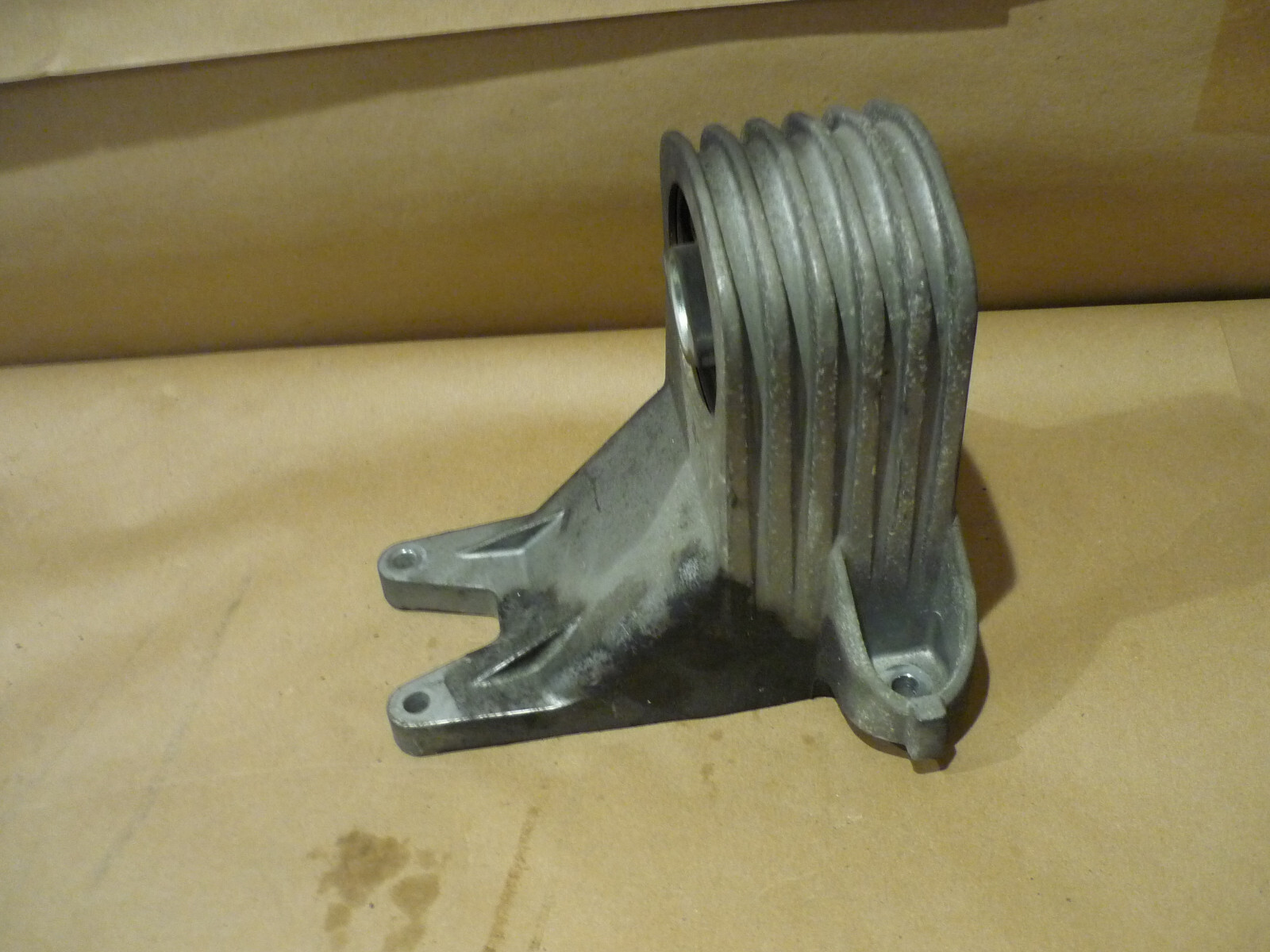 Ferrari California -  LH Rear Gearbox Support Bracket - P/N 239754