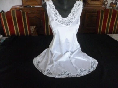 Combinaison & Fond De Robe Vintage Dentelle Valisère Taille 44 Blanc