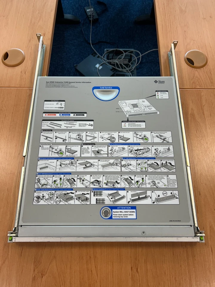 Sun Microsystems Sun Fire T1000 Server, 16GB RAM, rails, UltraSPARC-T1 1.0 GHz - Image 3 of 4