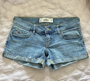 hollister sizes jeans