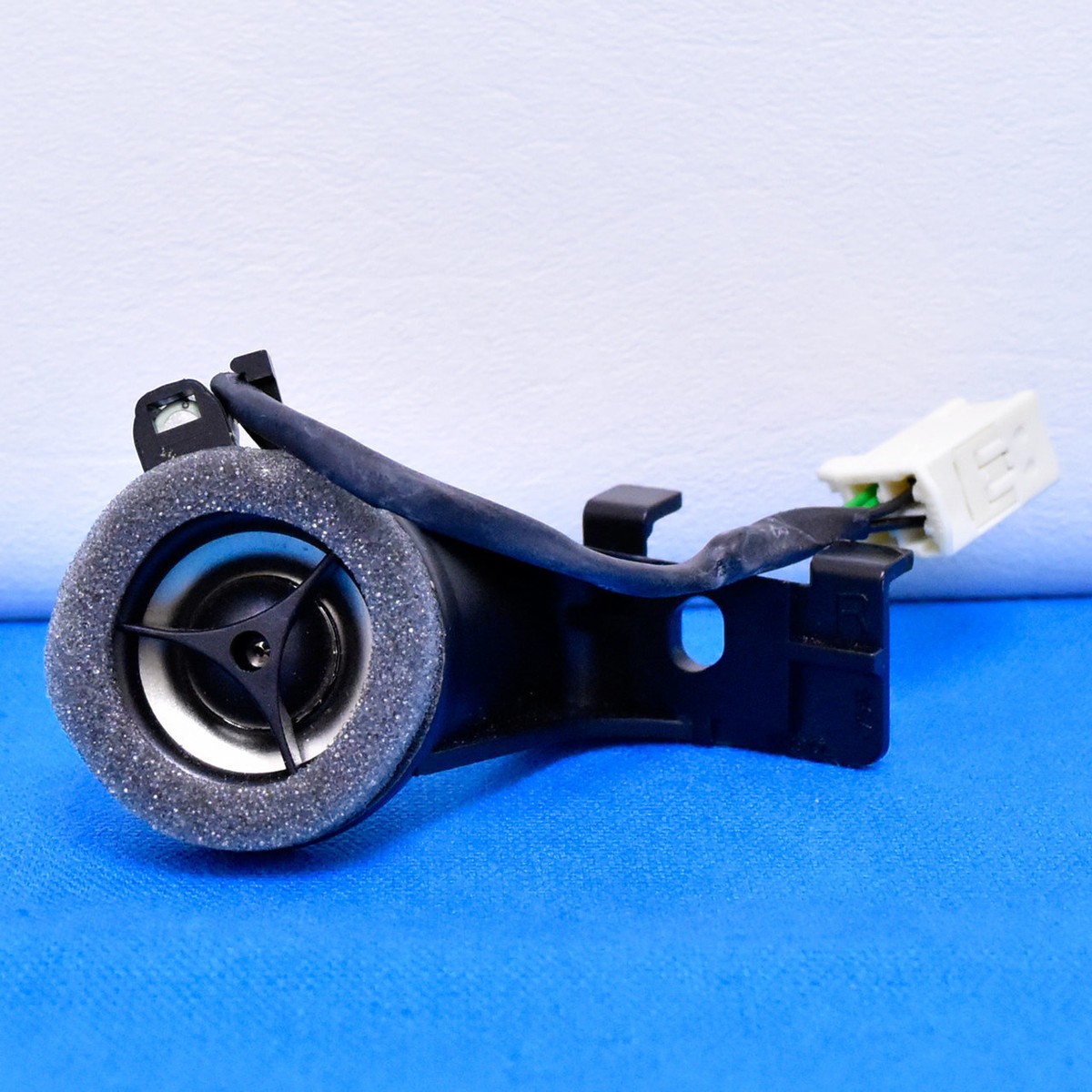 JBL 86160-0W540 RH Front Speaker No.2 Toyota Celica 2002 2003 2004