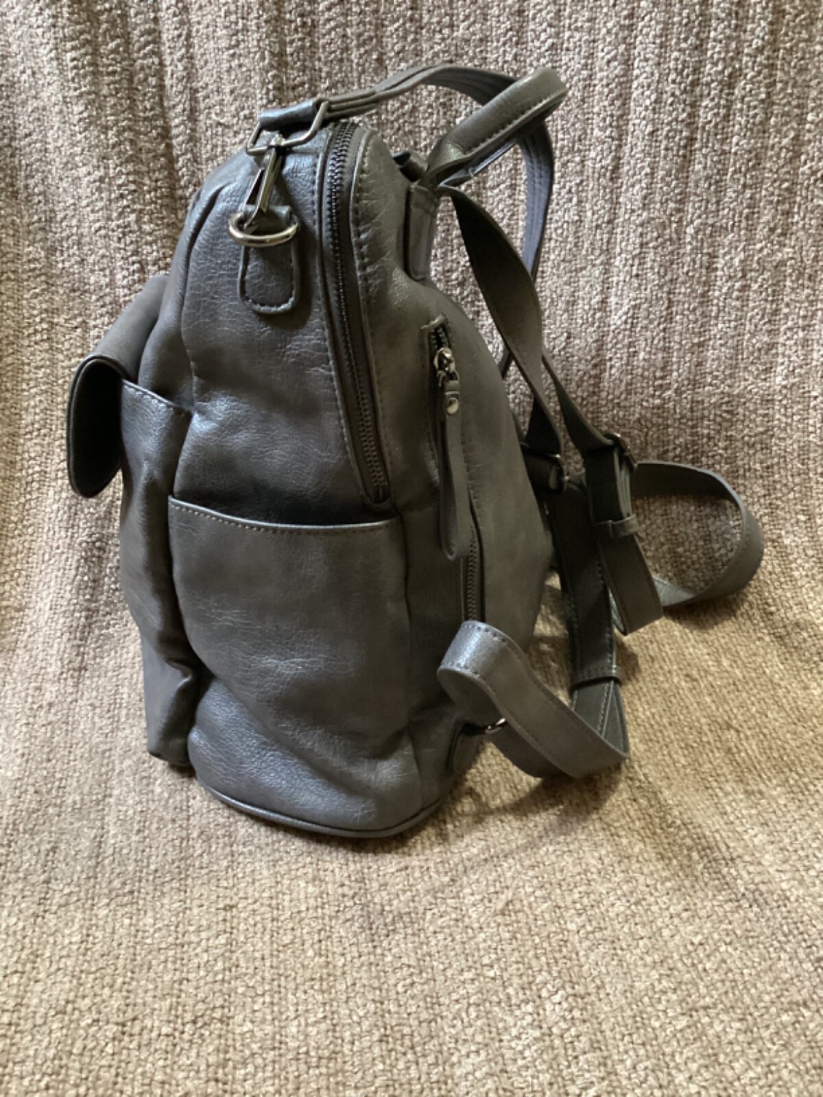 CONVERTIBLE BACKPACK - image 3