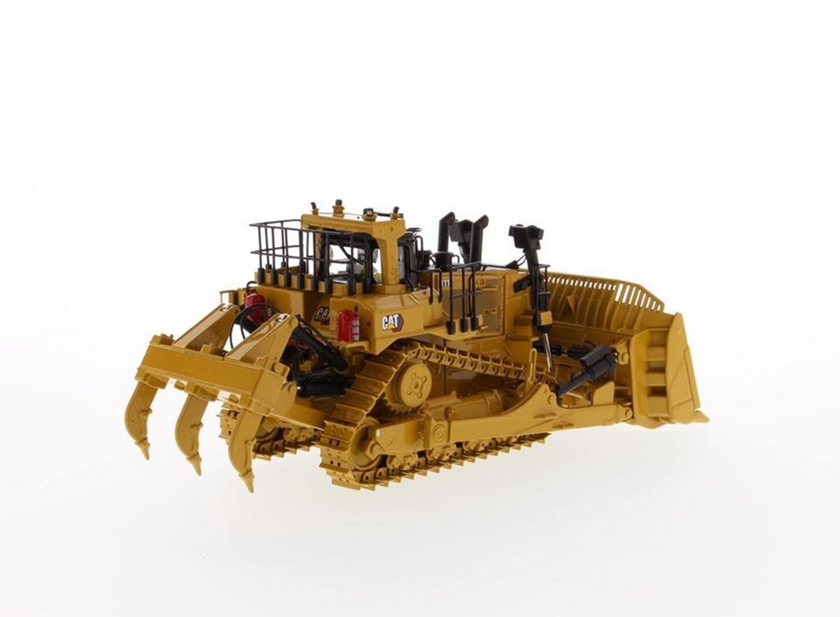 1/50 DM Caterpillar Cat D11 Dozer Track-Type Tractor TKN 1/50 DM Caterpillar Cat D11 Dozer Track-Type Tractor TKN