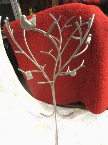 18-INCH TALL-METAL FREE STANDING/JEWELRY-BIRD TREE - Picture 2 of 8