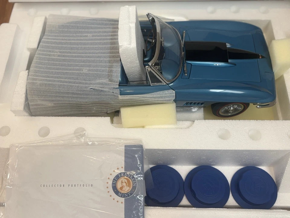 VERY RARE, FRANKLIN MINT 1:12 SCALE CORVETTE BLUE B11E301 BOX/ EXTRAS WOW NEW US - Image 2 of 4