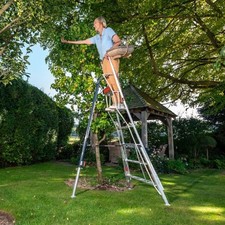 Ex-Demo A8-1 Henchman Fully Adjustable Tripod Ladder - 8