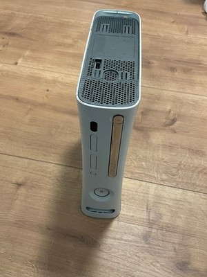 Microsoft Xbox 360 Heimkonsole weiß/grau HDMI Dolby Digital Modell 2007