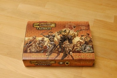 Dungeons & Dragons - Chainmail - Miniatures Game - Starter Set
