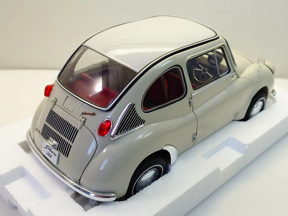 Mini auto pressofusa Ebbro 1/12 Subaru 360 1963 avorio con scatola - Immagine 3 di 4