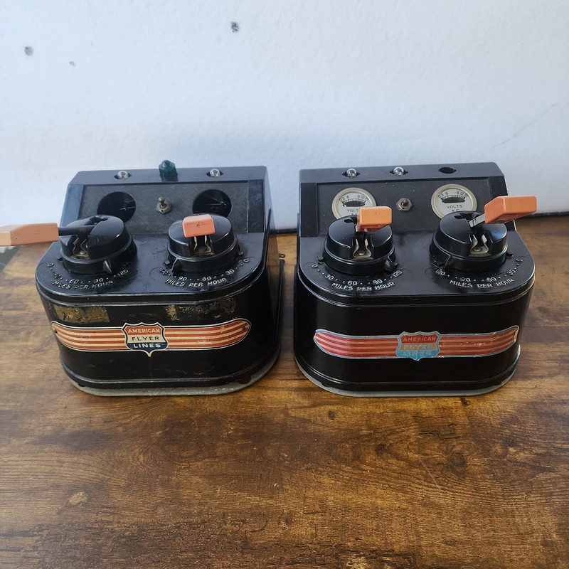 Lot Of 2 Vintage American Flyer 30B 18v 15v  Transformer Parts Repair Untested