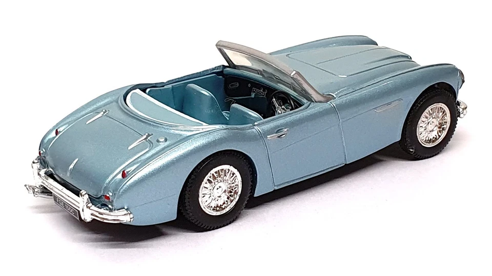 Corgi 1/43 Scale Diecast CG09J - Austin Healey 3000 Mk1 - Met. Lt. Blue - Image 2 of 4