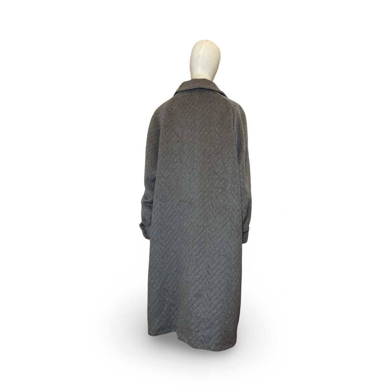 Vintage Llama & Merino Wool Grey Long Button Up Overcoat Size 16/18 UK image 3