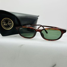 Ray-Ban sunglasses tortoiseshell pattern from Japan