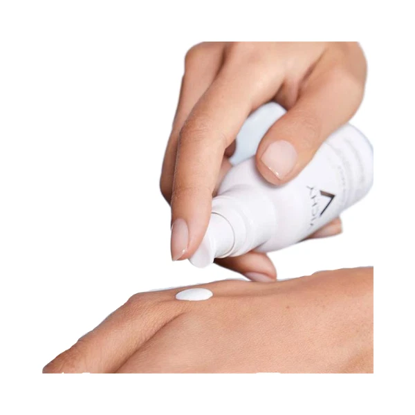 Vichy Capital Soleil UV-Age Daily Anti-Photoaging Fluid SPF50+ Sunscreen 40ml - Image 2 of 4