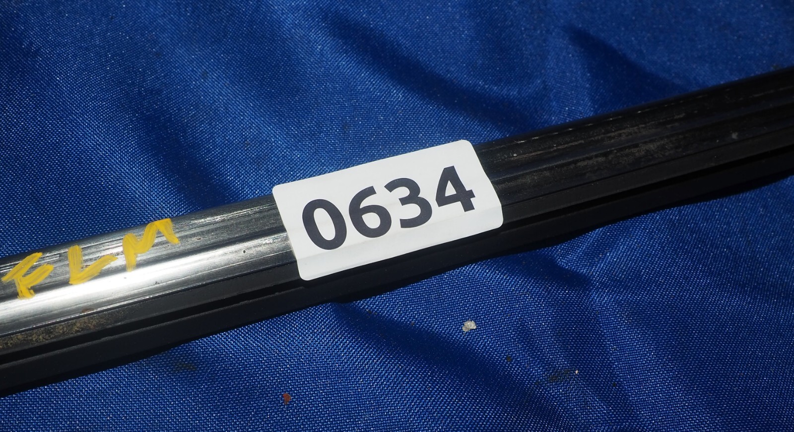 2006-2012 Bentley Flying Spur Left Front Middle Door Belt Molding Chrome Trim OE