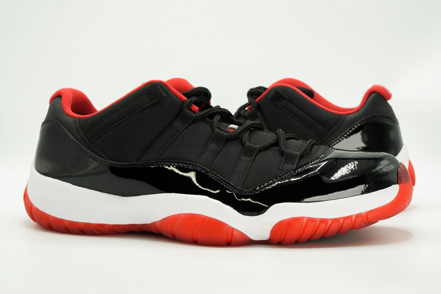 AIR JORDAN 11 XI LOW RETRO USED SIZE 13 BRED BLAC… - image 1