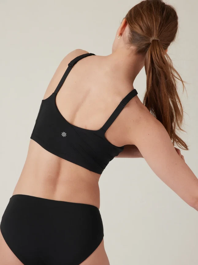 Top de bikini cruzado ATHLETA A-C talla M mediano | negro #535780 nuevo con etiquetas | precio de venta sugerido por el fabricante 64 USD Foto 3 de 4