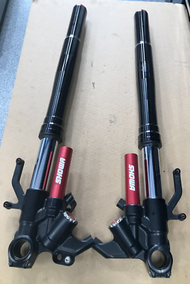 ⭐︎ Kawasaki ZX10R Forks , Low miles , Nice items 2016-20 P/N 44071