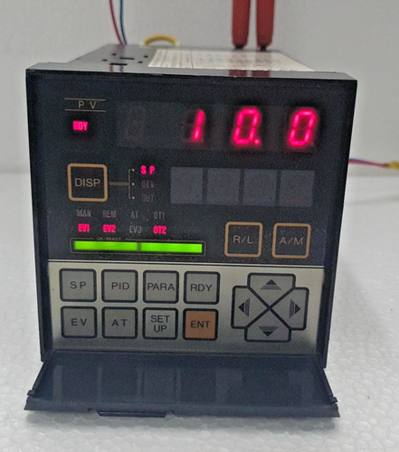 YAMATAKE HONEYWELL SDC200 MODEL-SDC2002GF01A00001 Température Contrôleur - Photo 4 sur 5