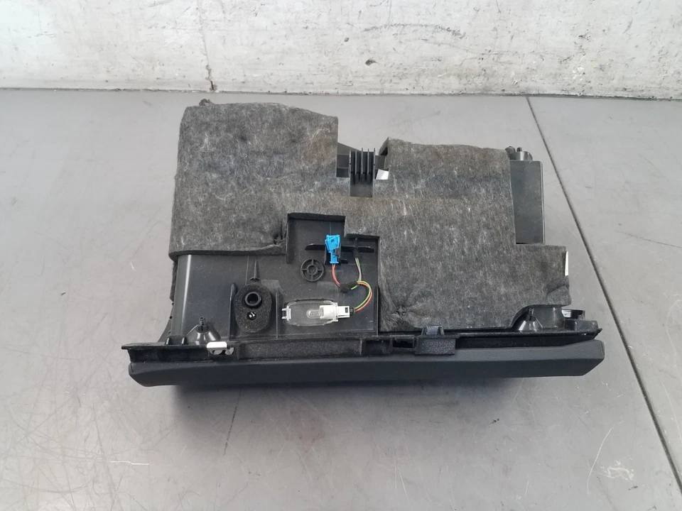 Mercedes Benz AMG E 63 2012 guantera #2691 VV9 Foto 3 de 4