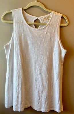 Escape by Habitat Clothes White Tank Size Small NWOT