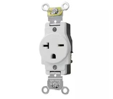 Leviton 20 Amp 250 V NEMA 6-20R Industrial Grade Single Outlet/Receptacle 5461-W