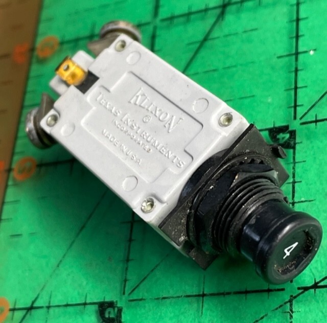 Klixon Circuit Breaker MS26574-4A 4 Amp 7274-4-4 Avionics Sensata