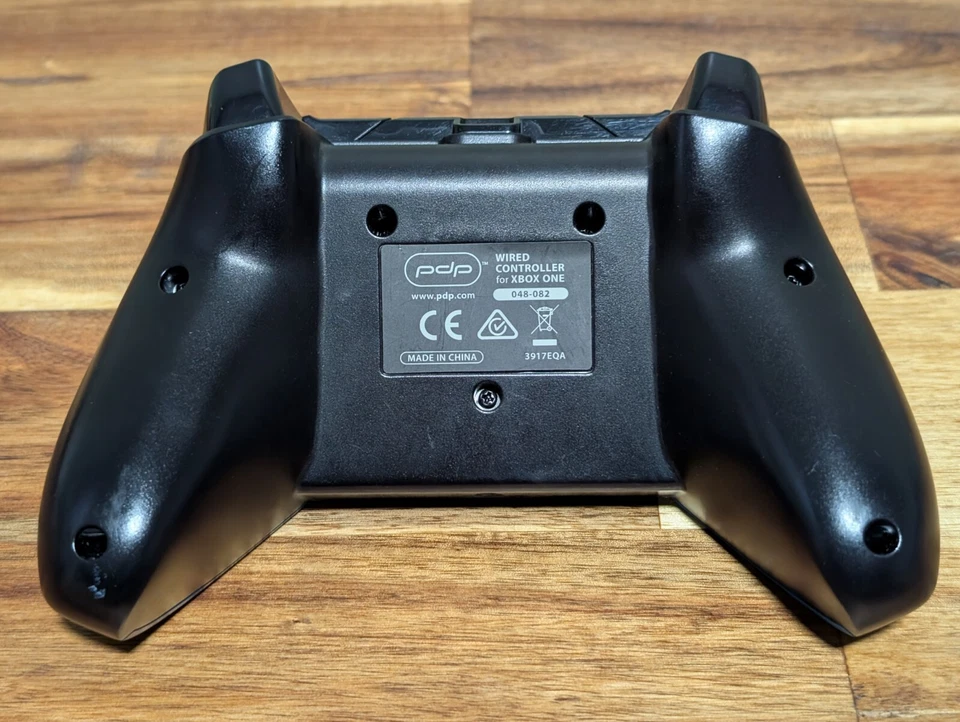 PDP Wired Game Controller for Xbox One Camouflage Blue 048-082 - Tested - Image 3 of 4