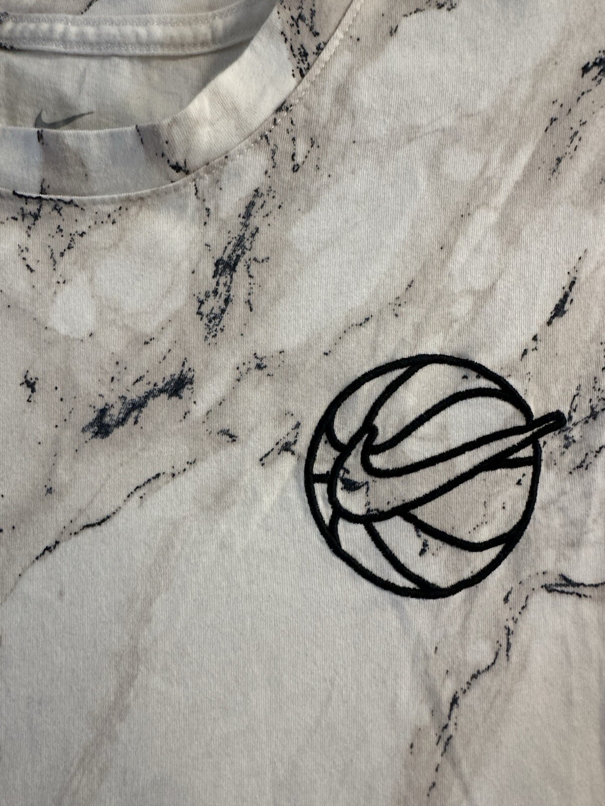 ALTRA T shirt Nike uomo taglia large grigio marmo nero basket grafica L