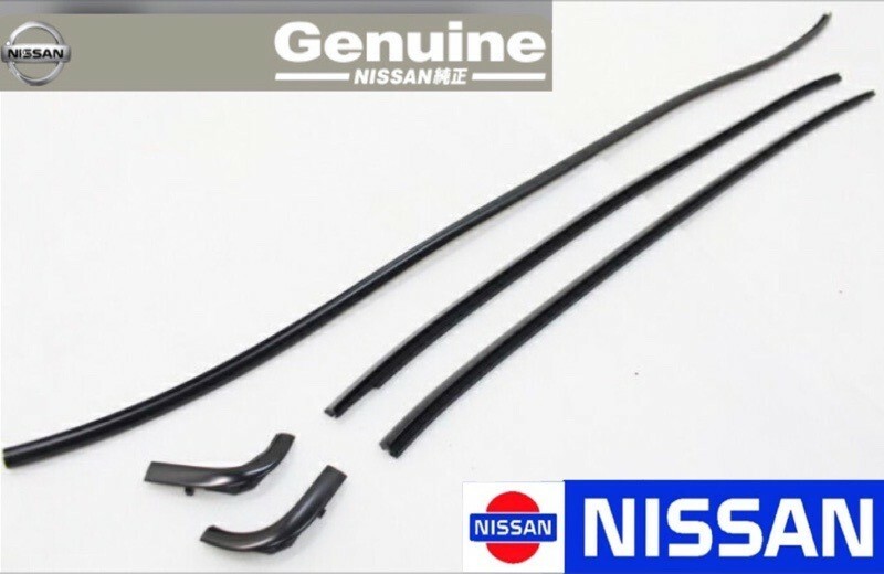 Moulure Pare-brise Avant Nissan S13 Silvia 180SX 200SX 240SX - Référence 72750-52F10 - Neuf Origine