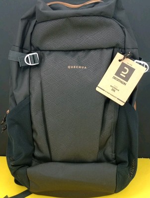 Decathlon Quechua NH100 Unisex Adult and Teen Hiking Backpack 20L Black