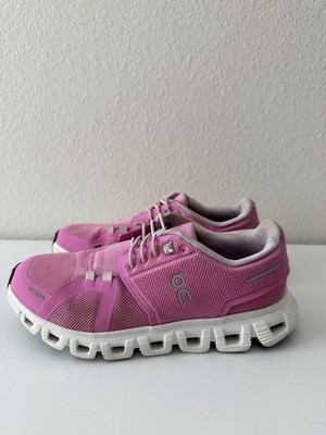 On Cloud 6 Running Shoes Women s Size 7.5 Raspberry/White   Good Used Condition