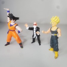DRAGON BALL Z ACTION FIGURE LOT '97 GOKU 6" TALL '01 SS Trunks '00 Master Roshi