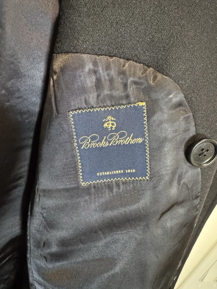 Brooks Brothers  Wool Pea Coat Size 40R, Black/ Dark Navy. 100% Wool - Image 4 of 4