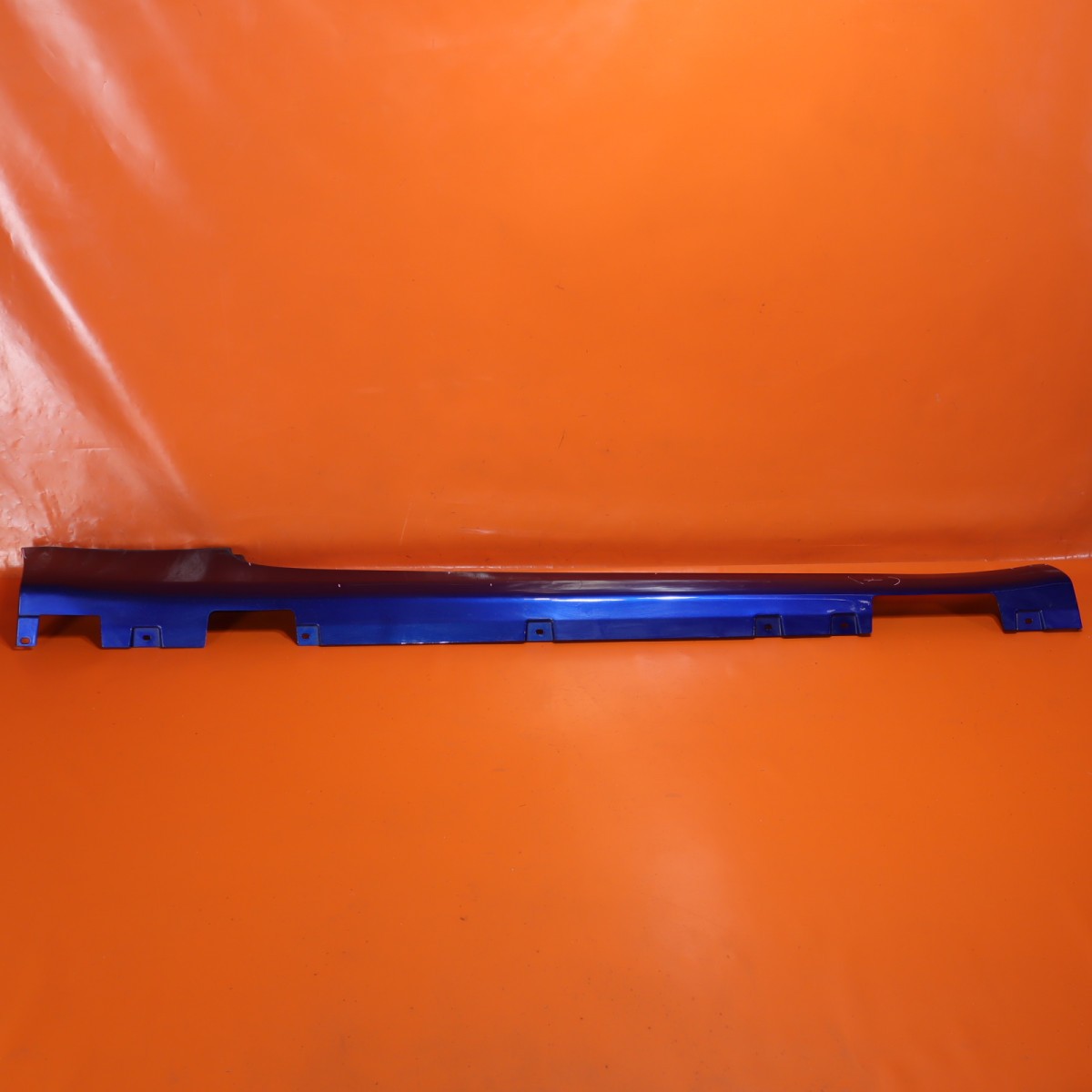 Rolls-Royce Wraith 2014-2018 Left Rocker molding P/N 51777301423