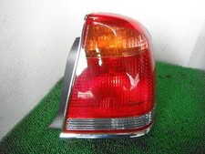 TOYOTA Crown Majesta 2000 GH-UZS171 Right Tail Light [Used] [PASKU377618]