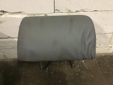 Kopfst�tze links hinten BMW 5er (E39) 520d  100 kW  136 PS (02.2000-06.2003)