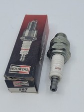 Champion Copper Plus Spark Plug Set 587 (H8C) QTY 2 NOS New