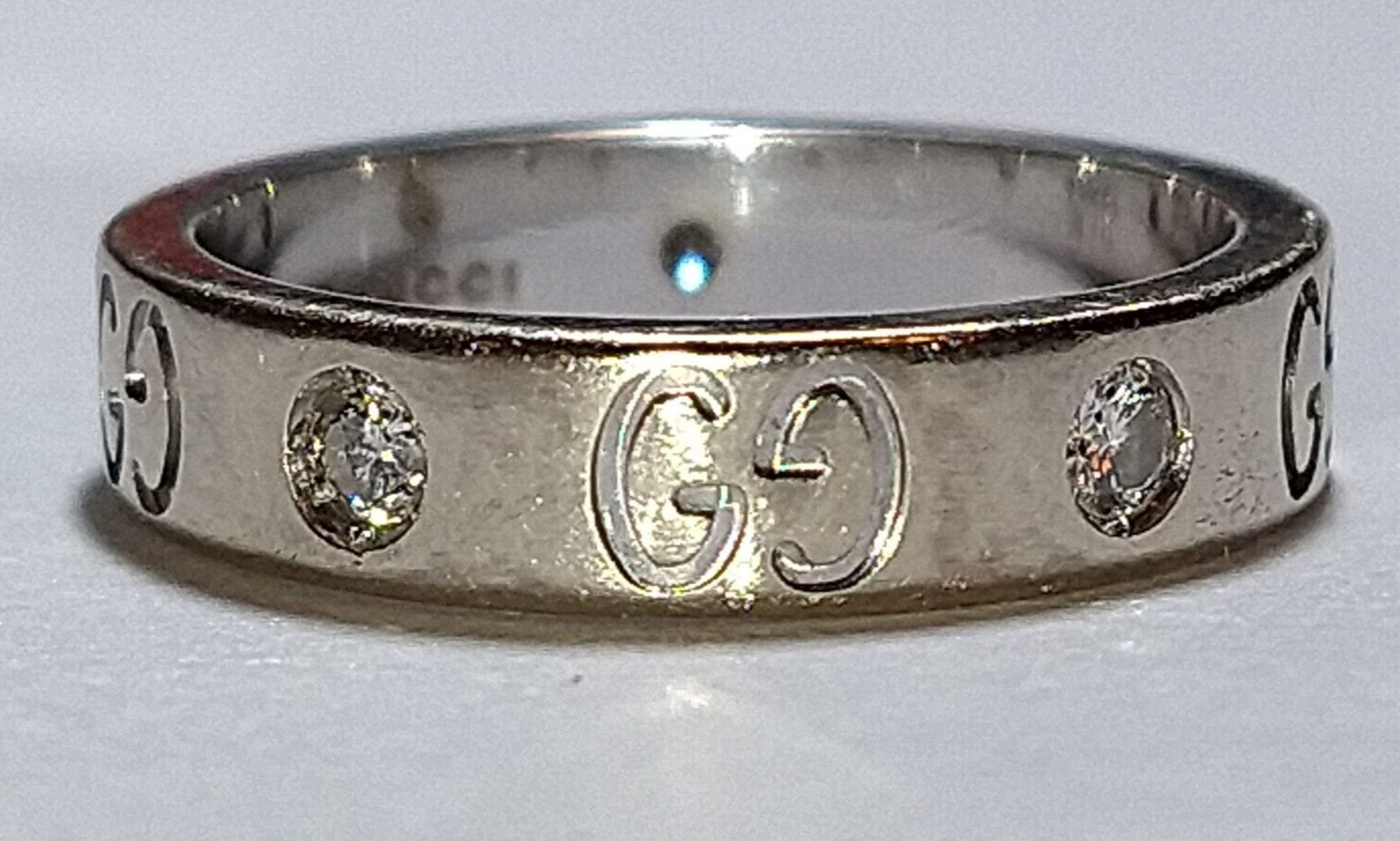 Solid 18k white gold gucci diamond 4mm icon ring 4.14 grams - sz 4.25 thumbnail 3