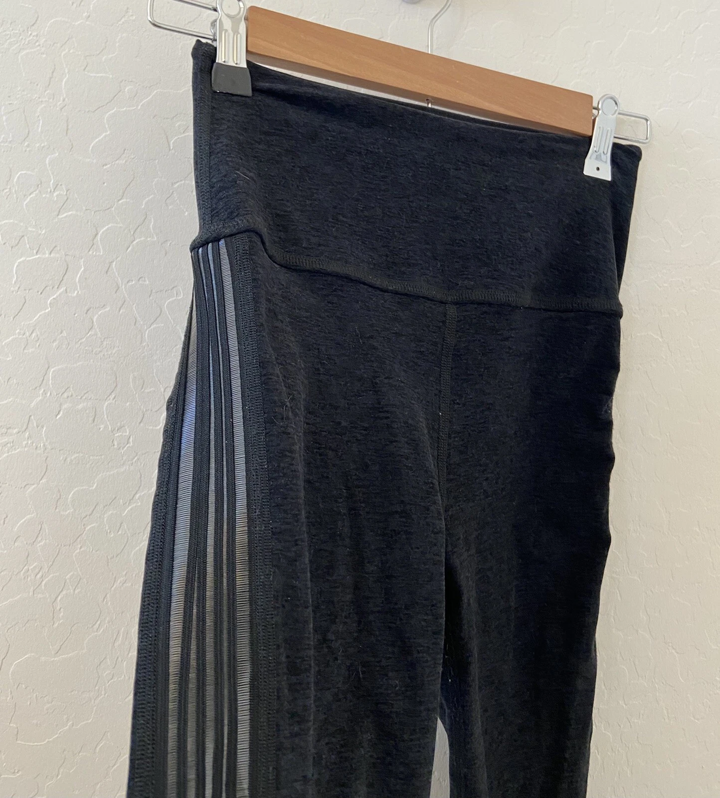 beyond-yoga sheer illusion high waisted midi 7/8 heathered gray leggings