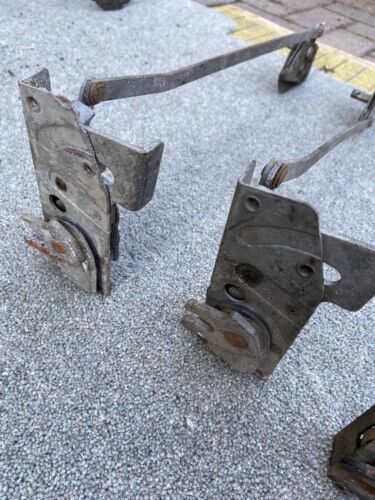Daimler Conquest door lock Latch - Picture 2 of 5