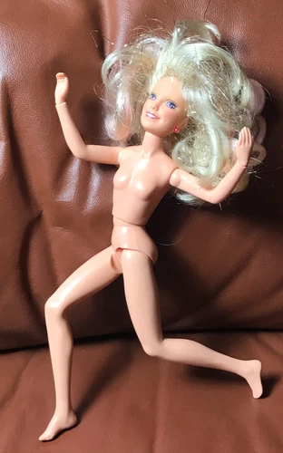 Vintage Jem/Jerrica of the Holograms Doll 1985 Hasbro Poseable PLEASE READ