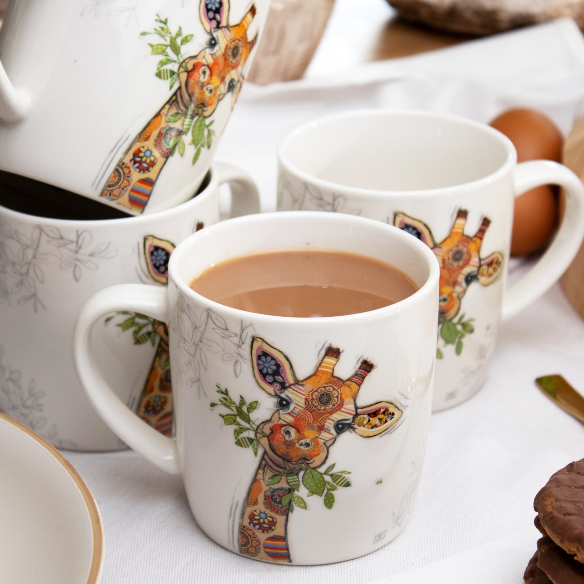 Set Of Giraffe Bug Art Mugs Fine China 300ml Novelty Animal Tea