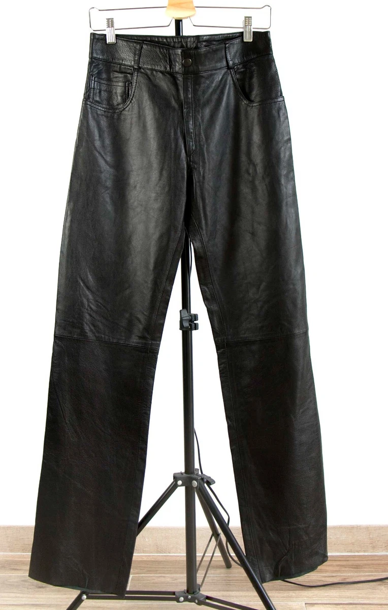 Pantaloni punk tartan immagini e fotografie stock ad alta risoluzione