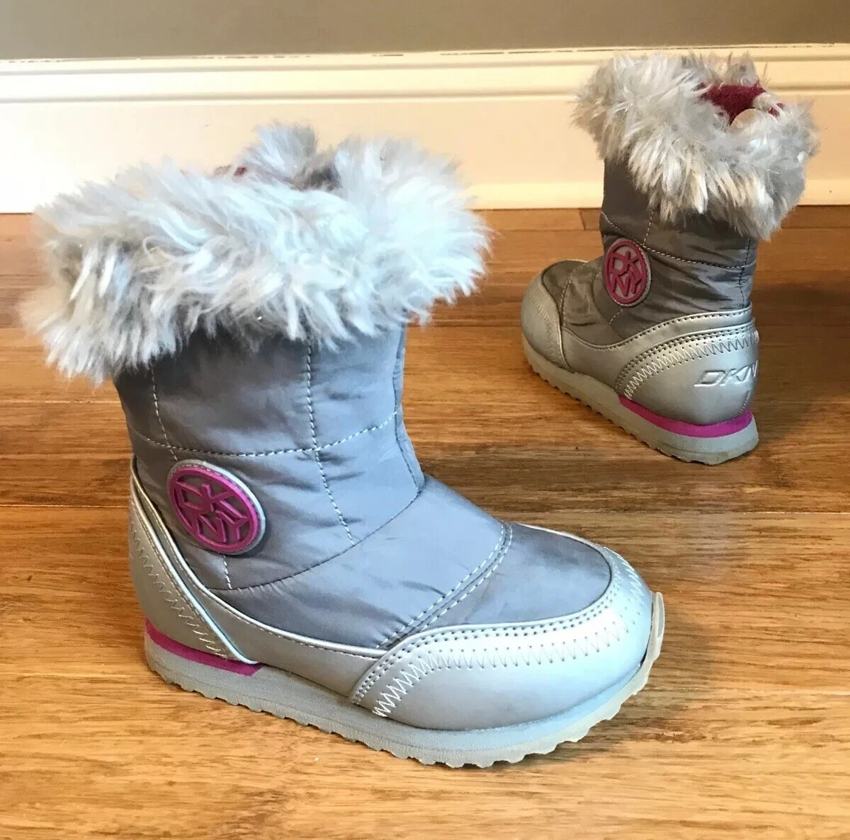 Dkny snow best sale boots