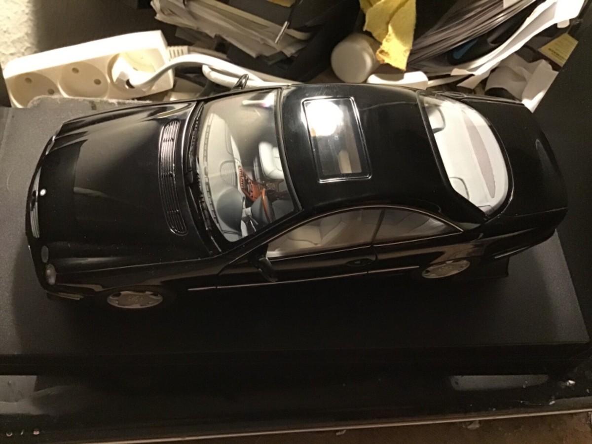 【難小】1/18 オートアート ベンツ CL600 1/18 AUTOart Mercedes-Benz CL 600 CL600 (Black) Diecast Car