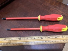 Insulated Screwdriver 2 piece Set 3/16" X 5" and 1/4" X 6" Red and Yellow