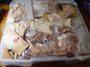 VTG NOS 1000's Doll house Miniature Wood  skilcraft690- Houseworks/Woodpec OBO