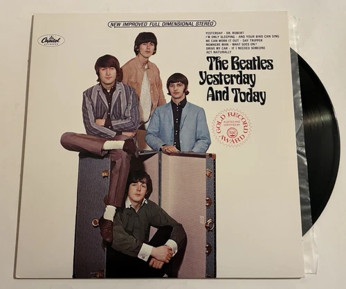 THE BEATLES YESTERDAY AND TODAY 12'' LP RECORD 33RPM CAPITOL ST 2253 NM